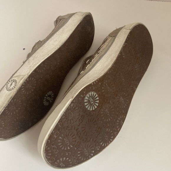 *2XHP*UGG LAELA SPARKLES PALE GREY CHAMPAGNE SEQUINS/LEATHER/FUR SZ 7.5 - Picture 6 of 8